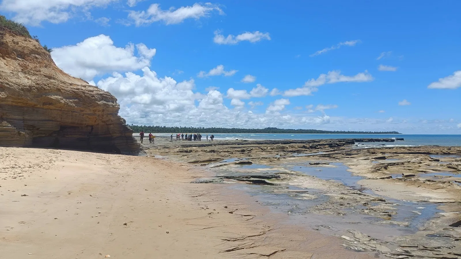 Falésias da Praia dos Morros, em São Miguel dos Milagres
